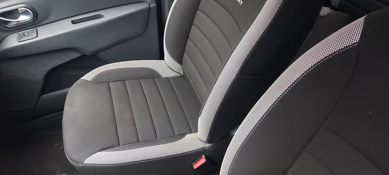 Dacia Lodgy Stepway 7 POSTI 1500 DCI 115 CV E6