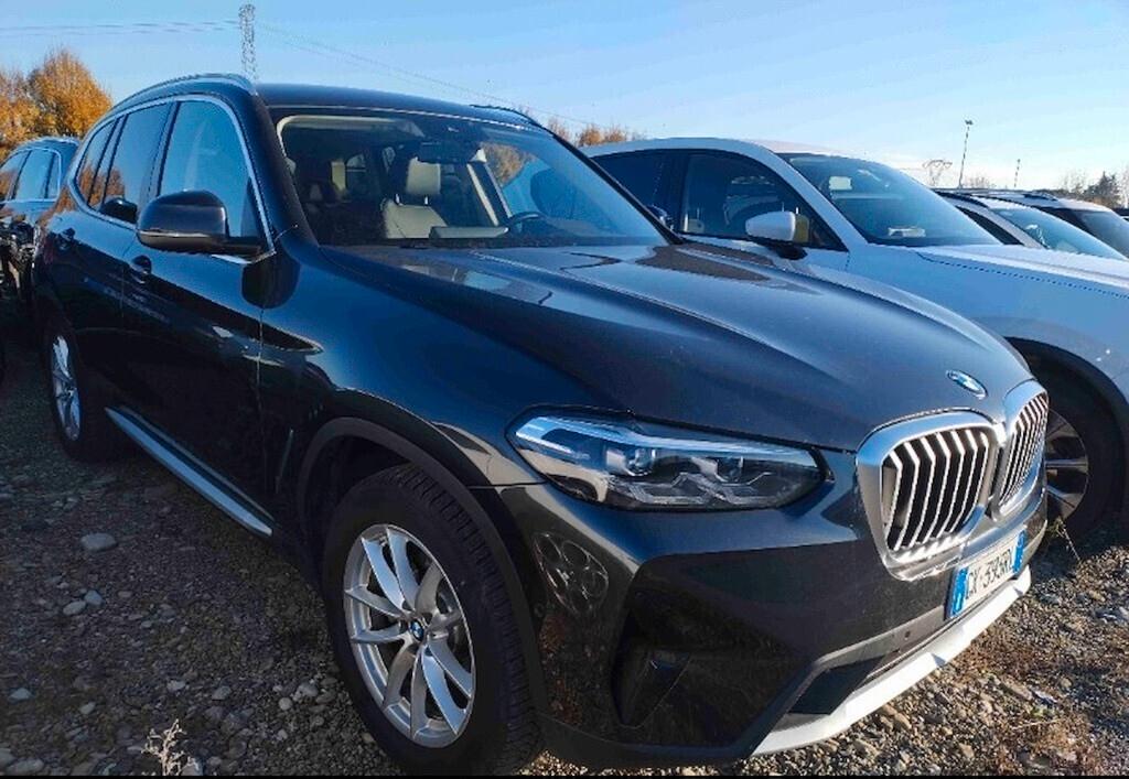 BMW X3 18D 150CV STEPTRONIC 48V S-DRIVE BUSINESS ADVANTAGE ( FARI LED - PELLE - CLIMA TRIZONA - NAVI - PARK ASSISTANT - TELECAMERA POST. - CERCHI 18 )