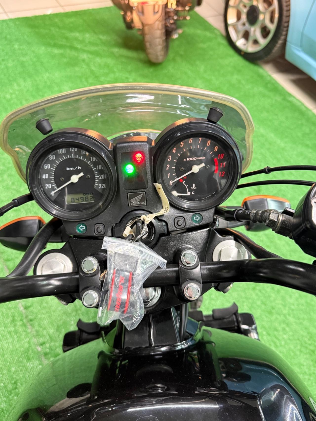 Honda CBF 500