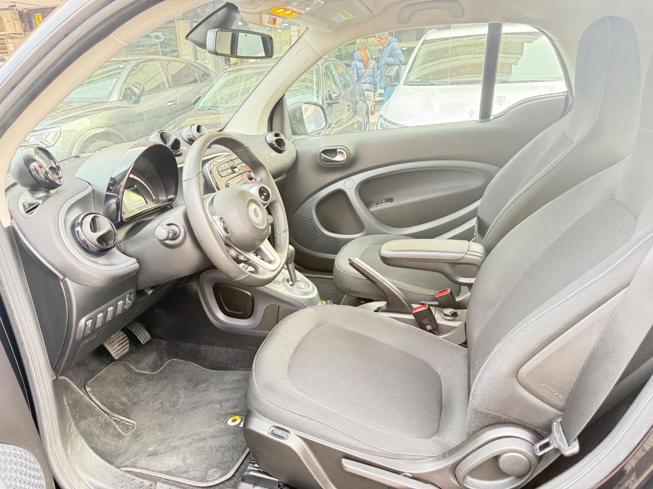 Smart ForTwo 70 1.0 twinamic Passion LED PANORAMA PDC CERCHI 15 BLUETOOH