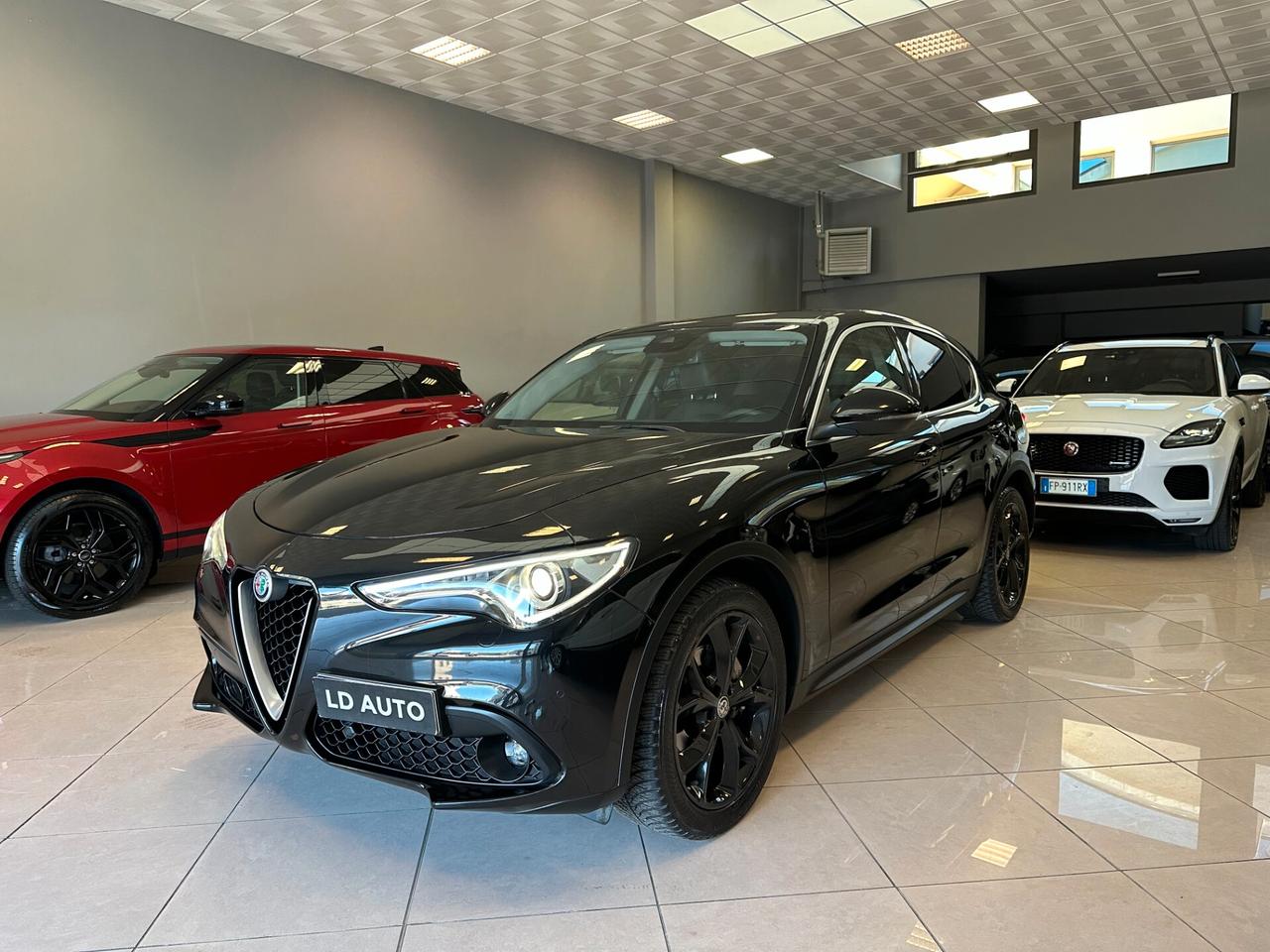Alfa Romeo Stelvio 2.2 Turbodiesel 180 CV AT8 RWD Executive DISTRIBUZIONE OK
