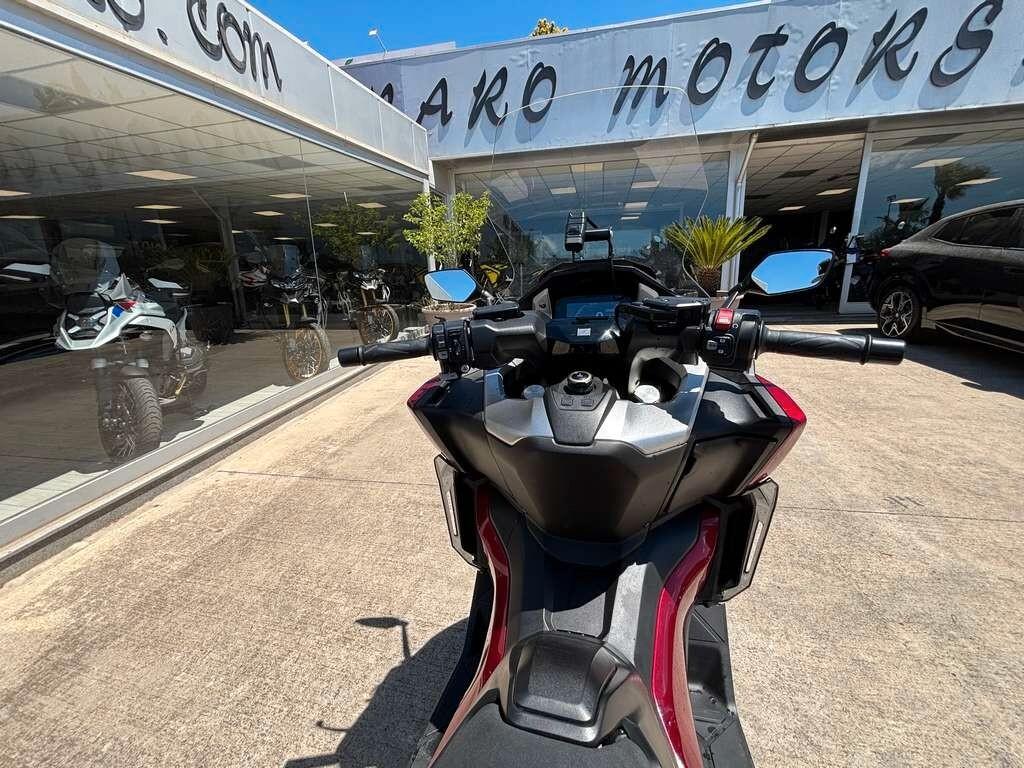 Honda Forza 750 2022 / KM 43.000 Tuo a solo 75 Euro al mese Depotenziato da libretto