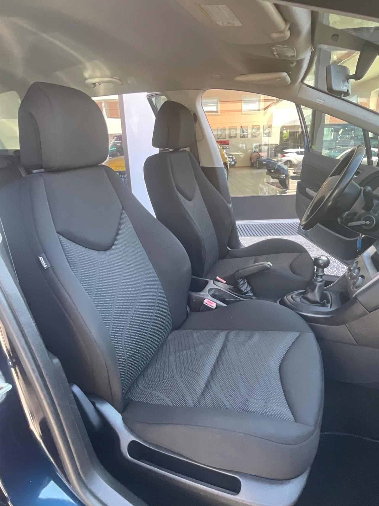 Peugeot 308 1.6 HDi 110CV SW Ciel Premium