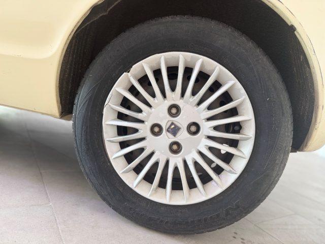 LANCIA Ypsilon 1.2 16V Platino