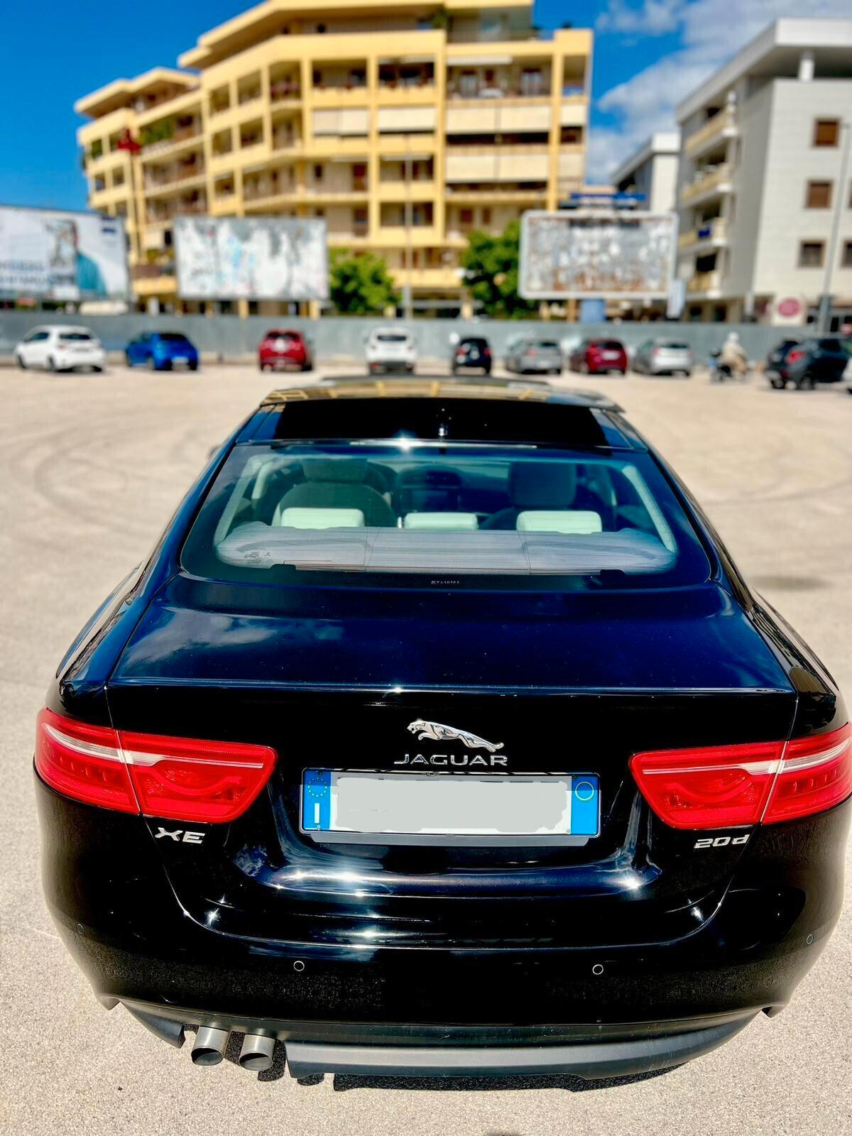 Jaguar XE 2.0 D Turbo 180CV aut. Prestige