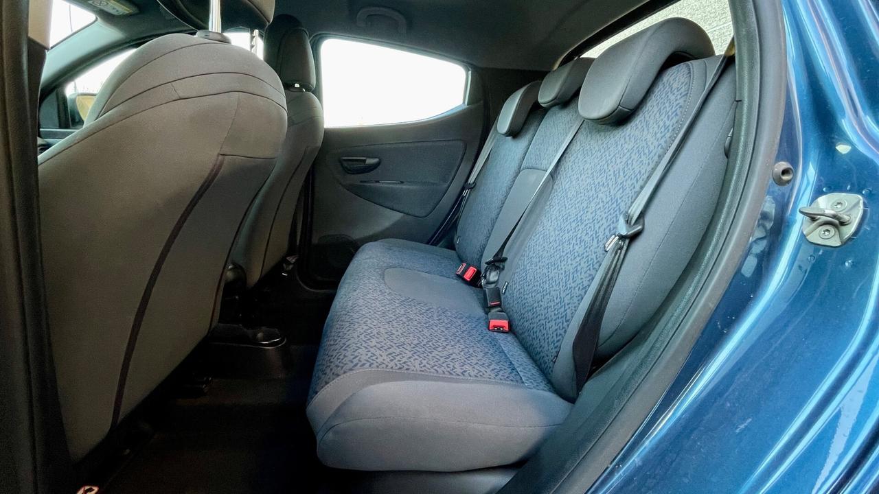 LANCIA 1.0 FIREFLY HYBRID 5P 69CV - NEOPATENTATI