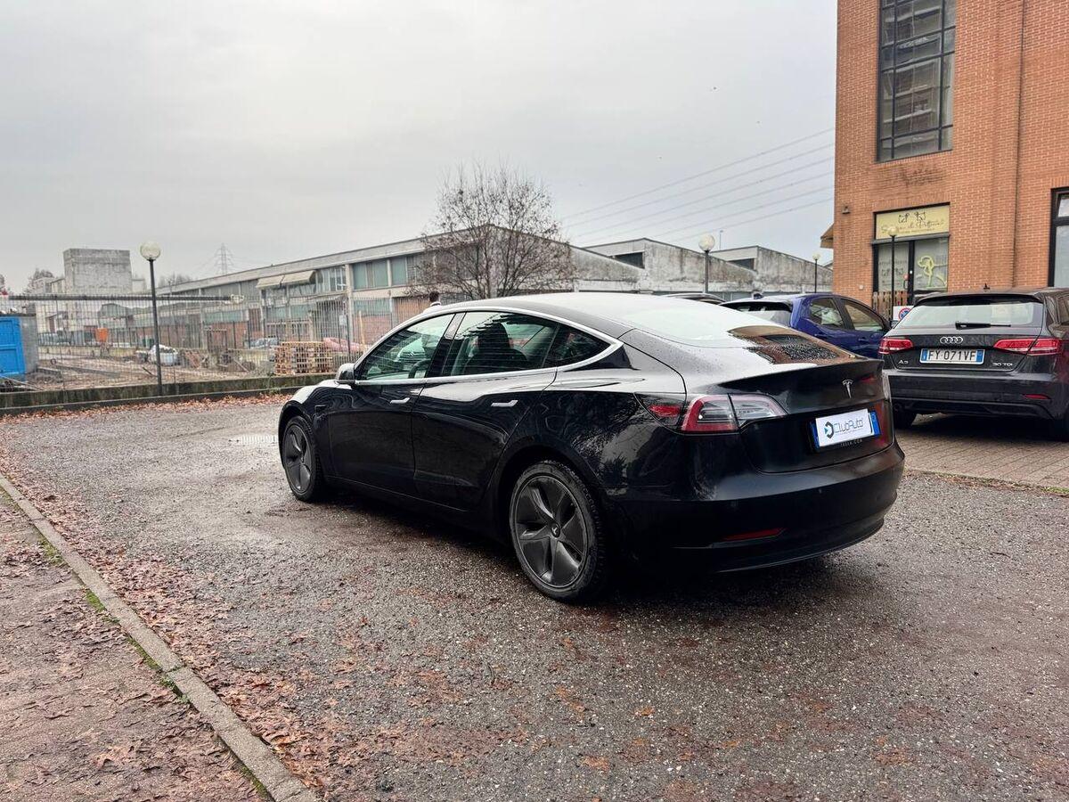 Tesla Model 3 Standard rwd Plus