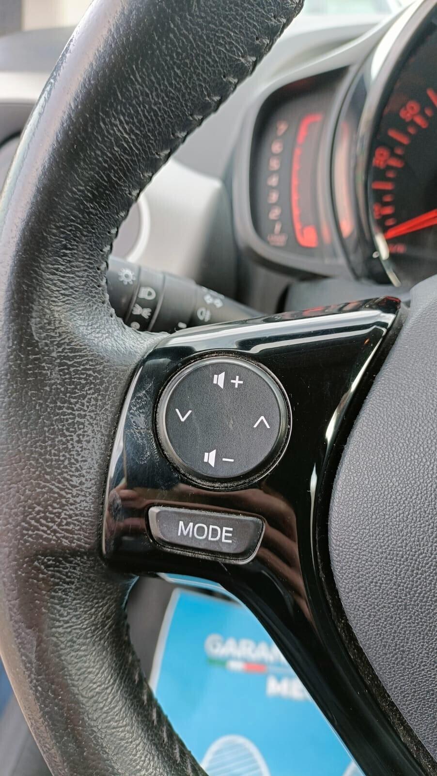 Toyota Aygo 1.0 VVT-i 69 CV 5 porte x-wave
