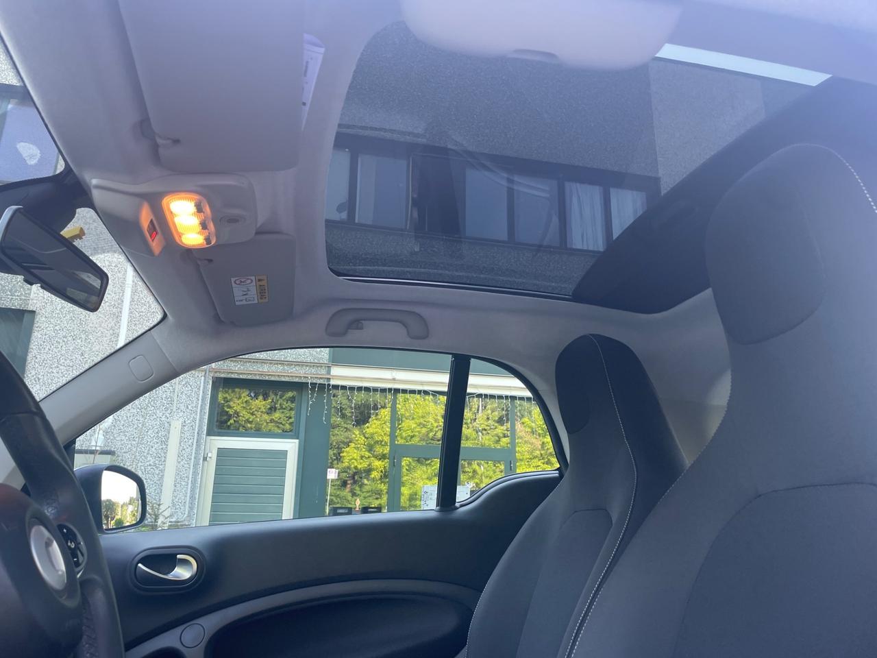 Smart ForTwo 90 0.9 Turbo *Automatik*Neopatentati*Solo 30000*