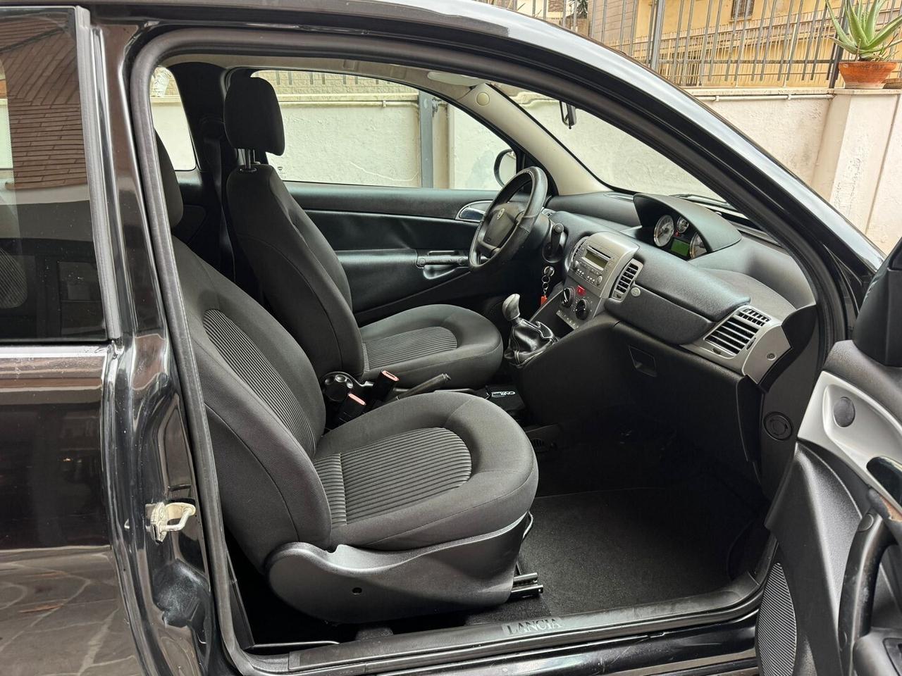 LANCIA Ypsilon 1.2 Argento