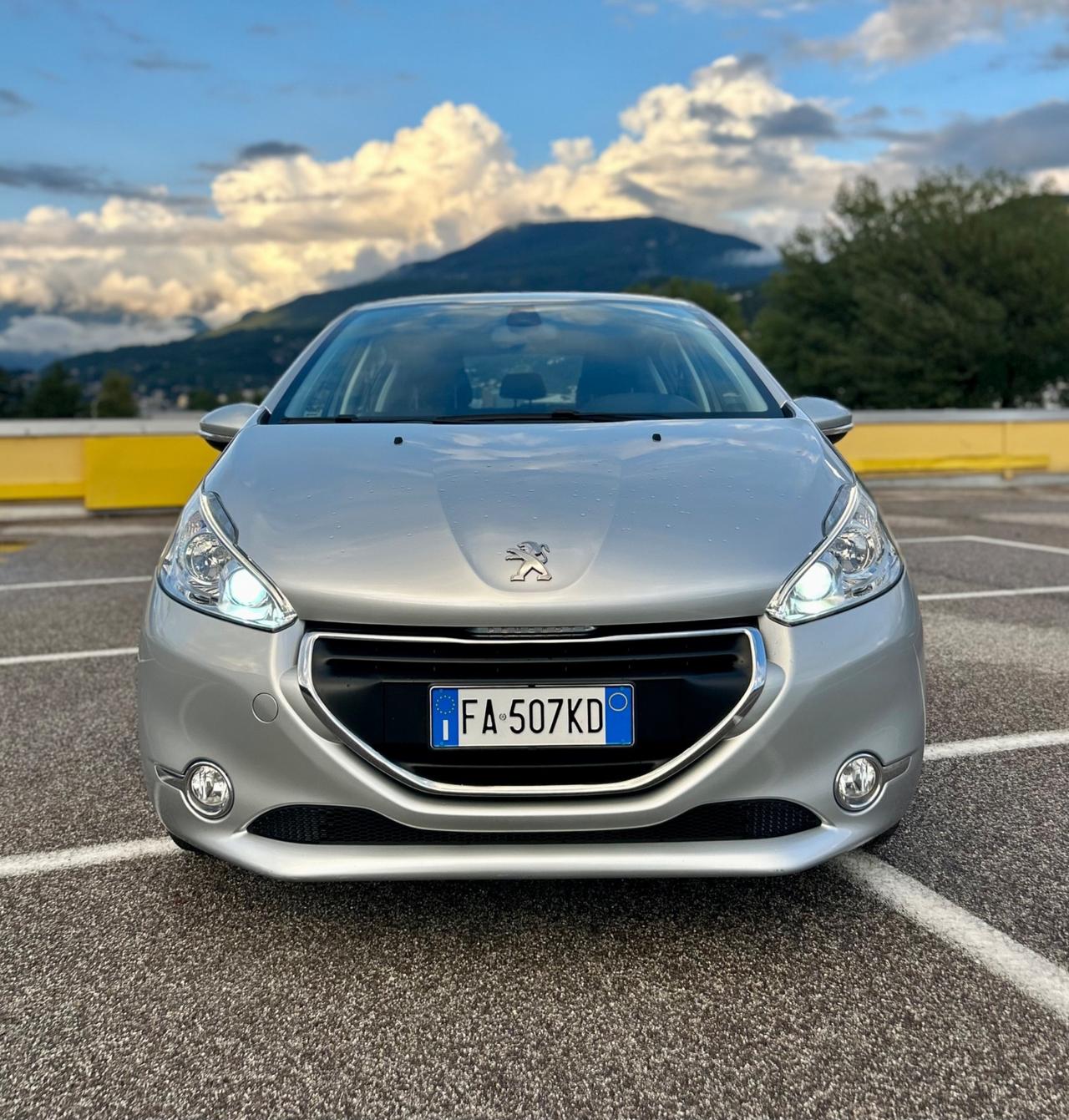 Peugeot 208 BlueHDi 5p Allure Neopatentati 2015