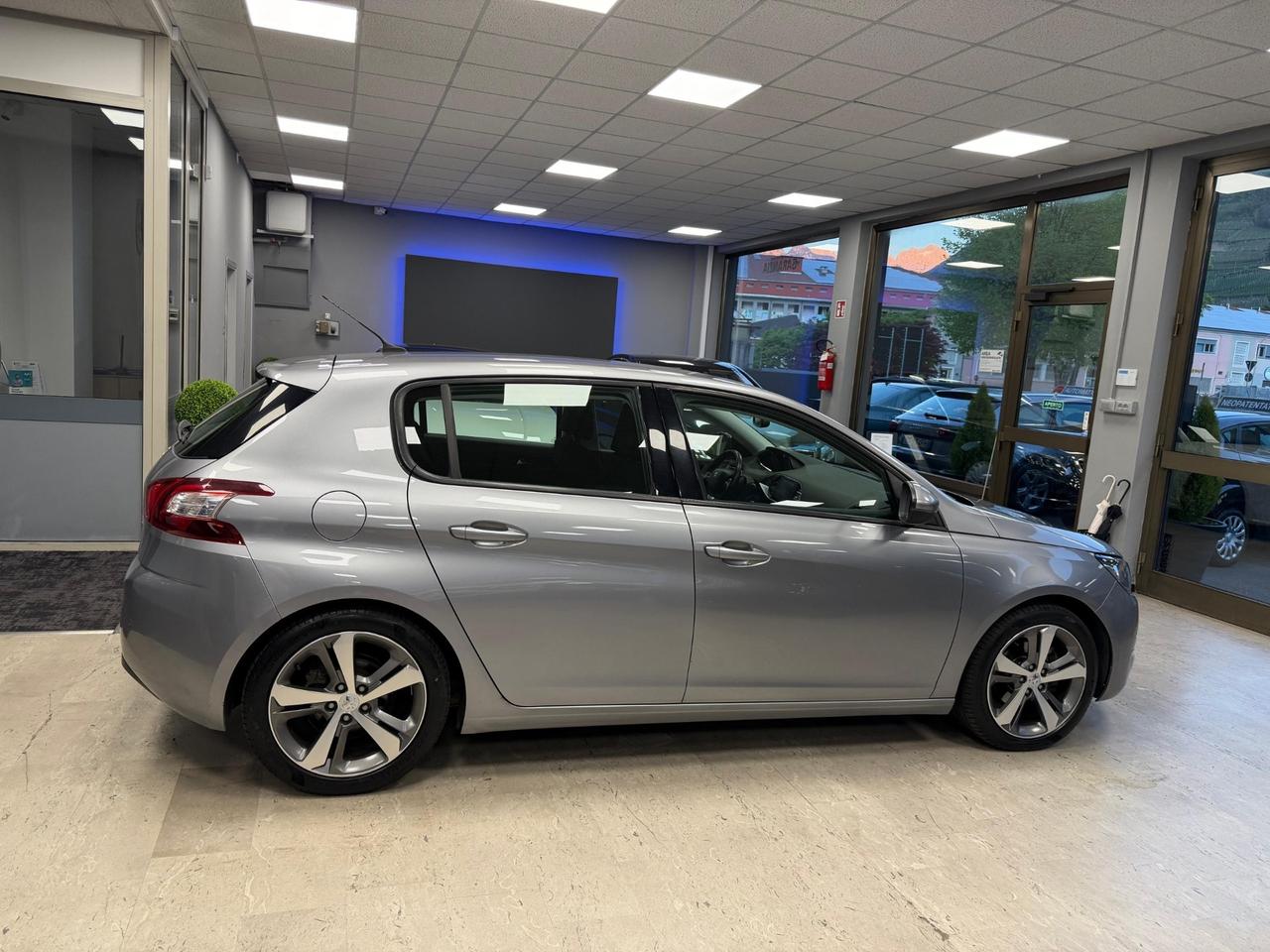 Peugeot 308 1.6 e-HDi 115 CV Stop&Start Allure