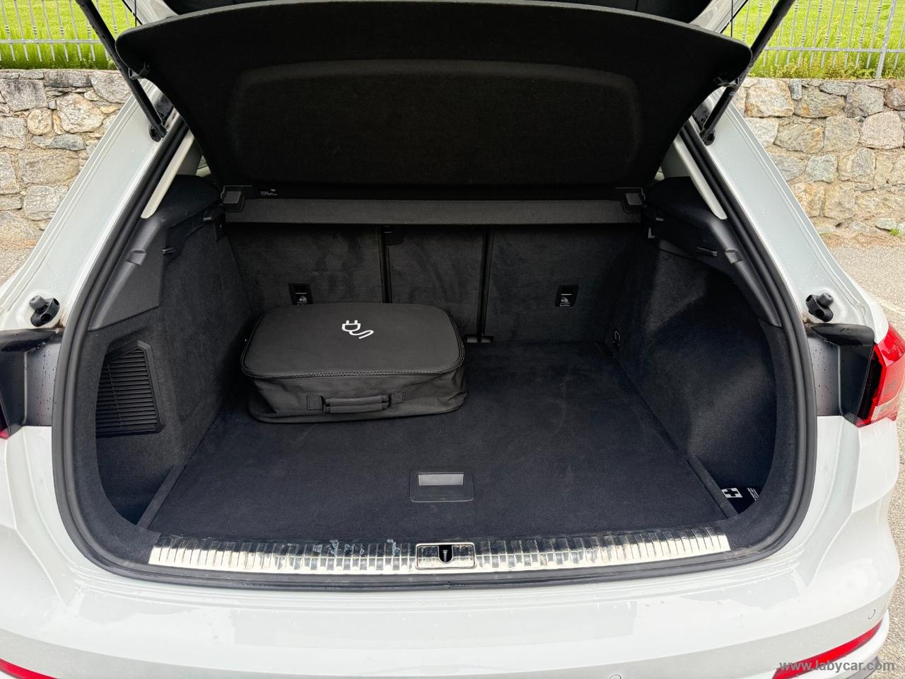 AUDI Q3 45 TFSI e S tronic S line 245 CV ADAPTIVE
