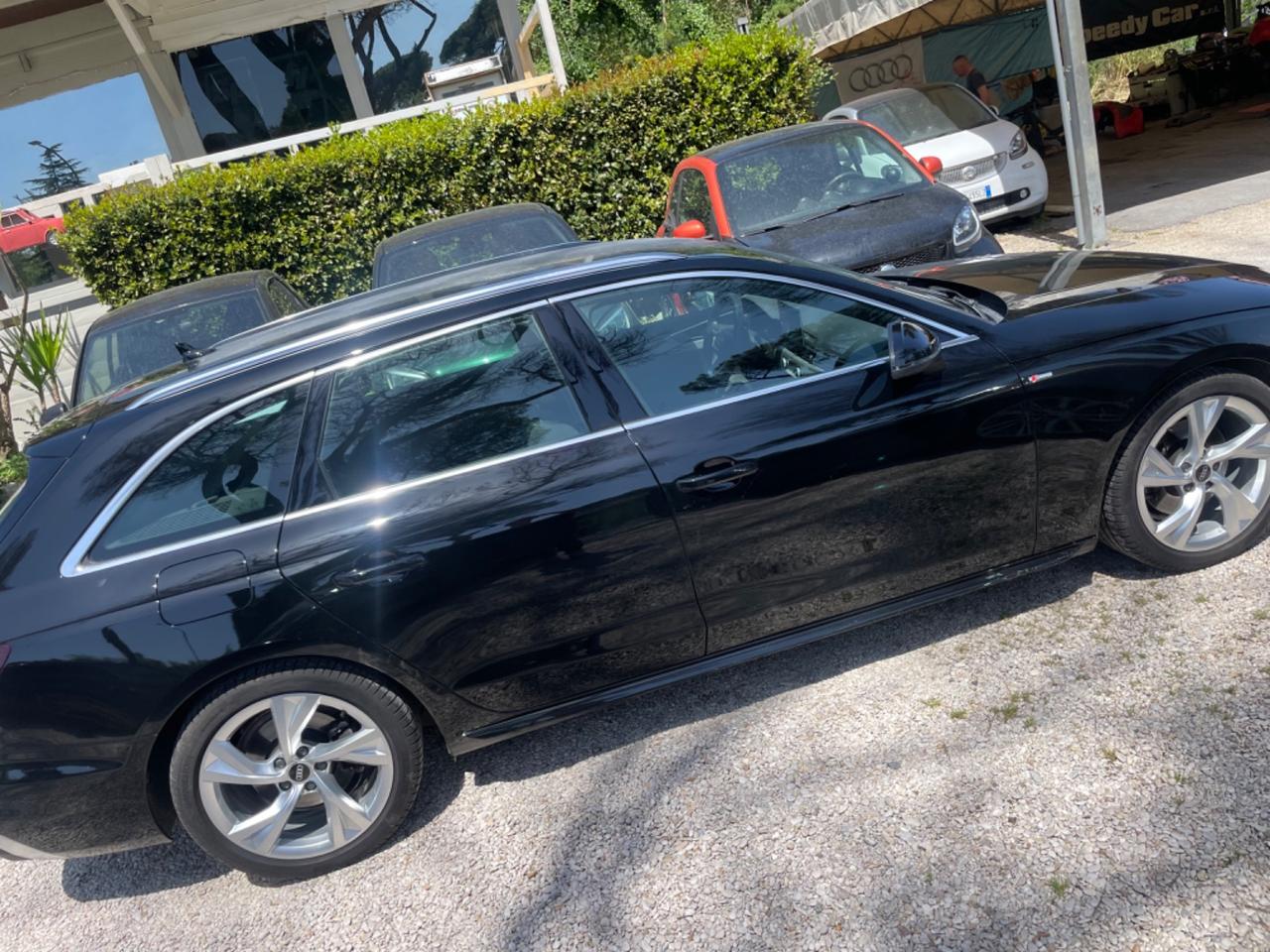 Audi A4 Avant 35 TFSI S line edition