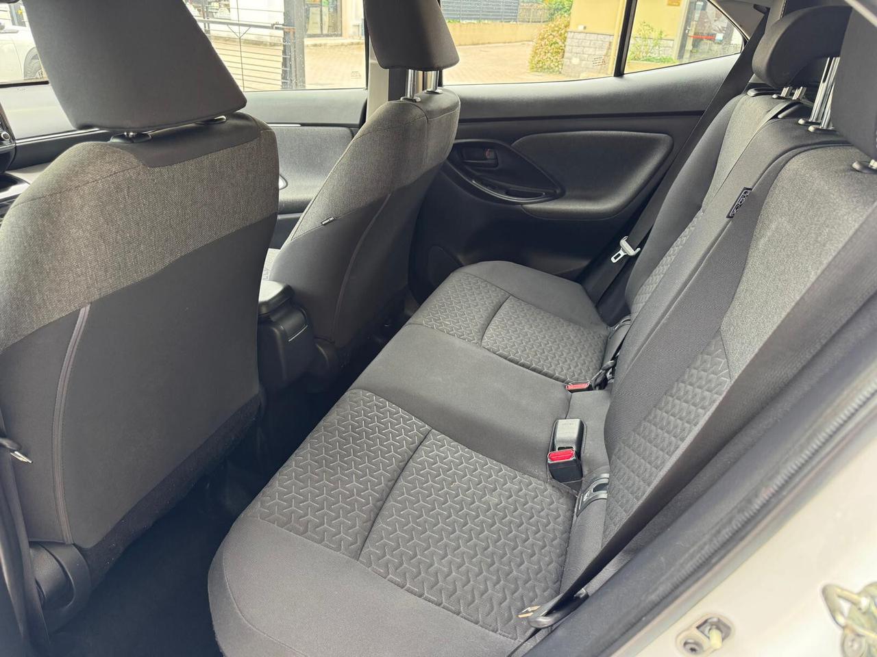 Toyota Yaris Cross 1.5 Hybrid 5p. E-CVT Business