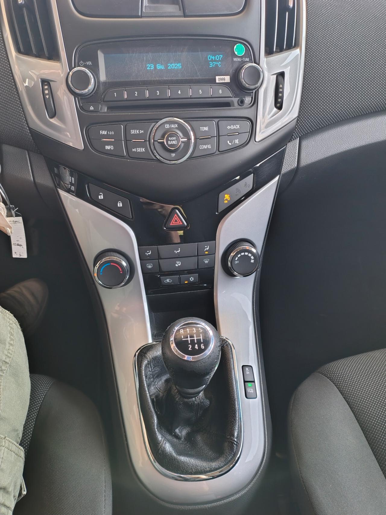 Chevrolet Cruze 1.7 Diesel Station Wagon LTZ