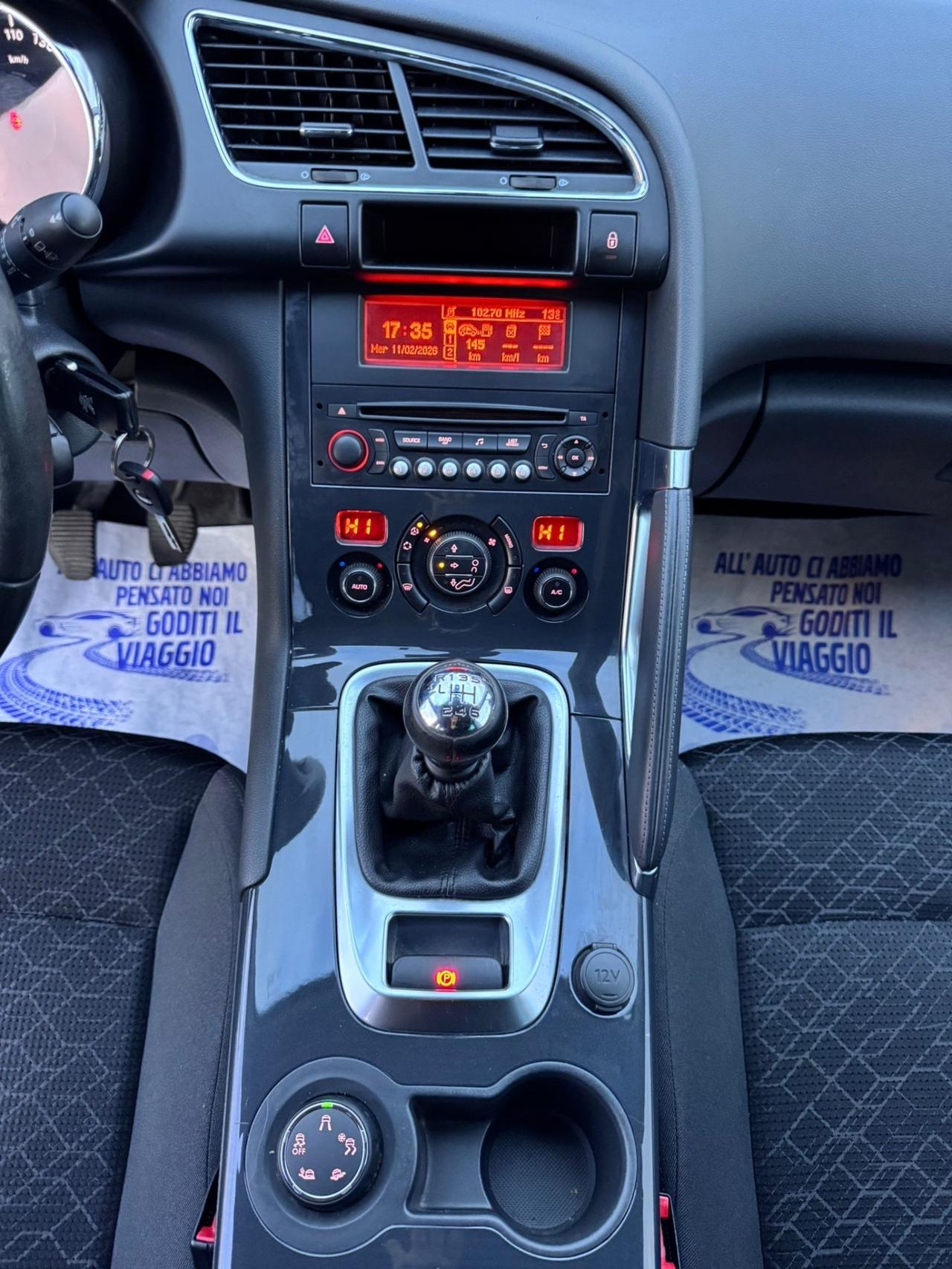 Peugeot 3008 1.6 HDi 115CV Business