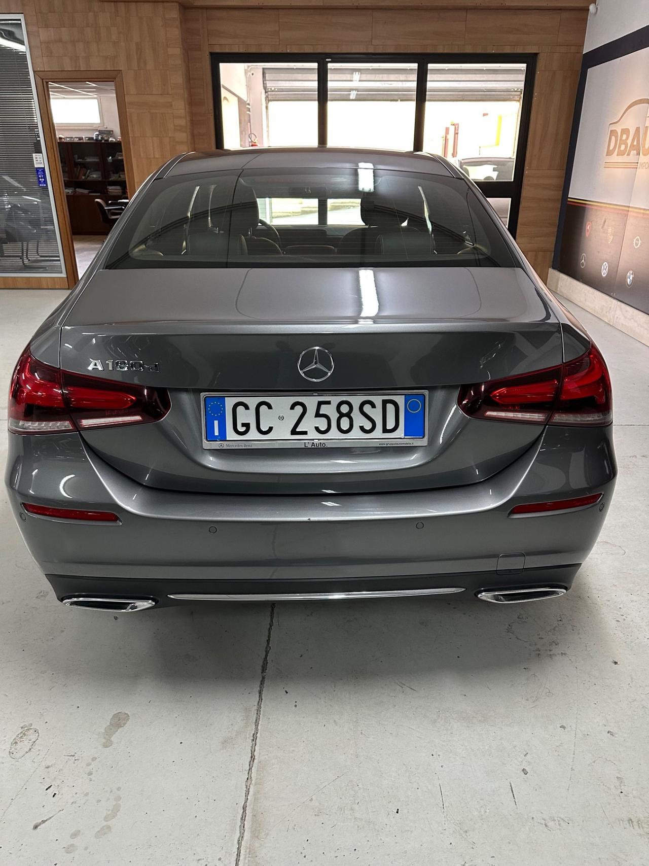 Mercedes-benz A 180 A 180 d Automatic Sport