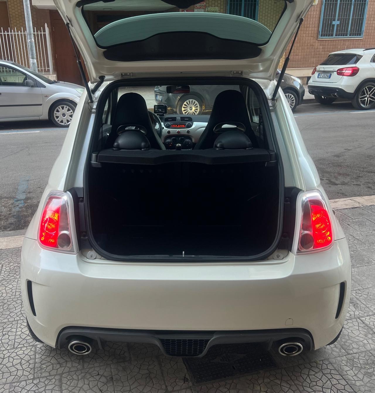 ABARTH 500 135 CAVALLI BIANCO PERLA