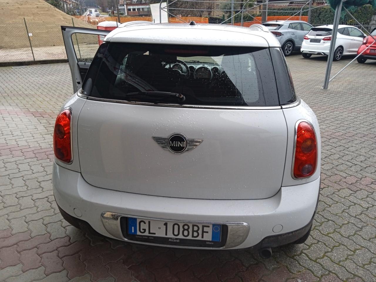 Mini One Countryman ONE CLIMATIZZATORE CERCHI IN LEGA GUARNIZIONE DELLA TESTA E PUNTERIE DA FARE CONTO VENDITA