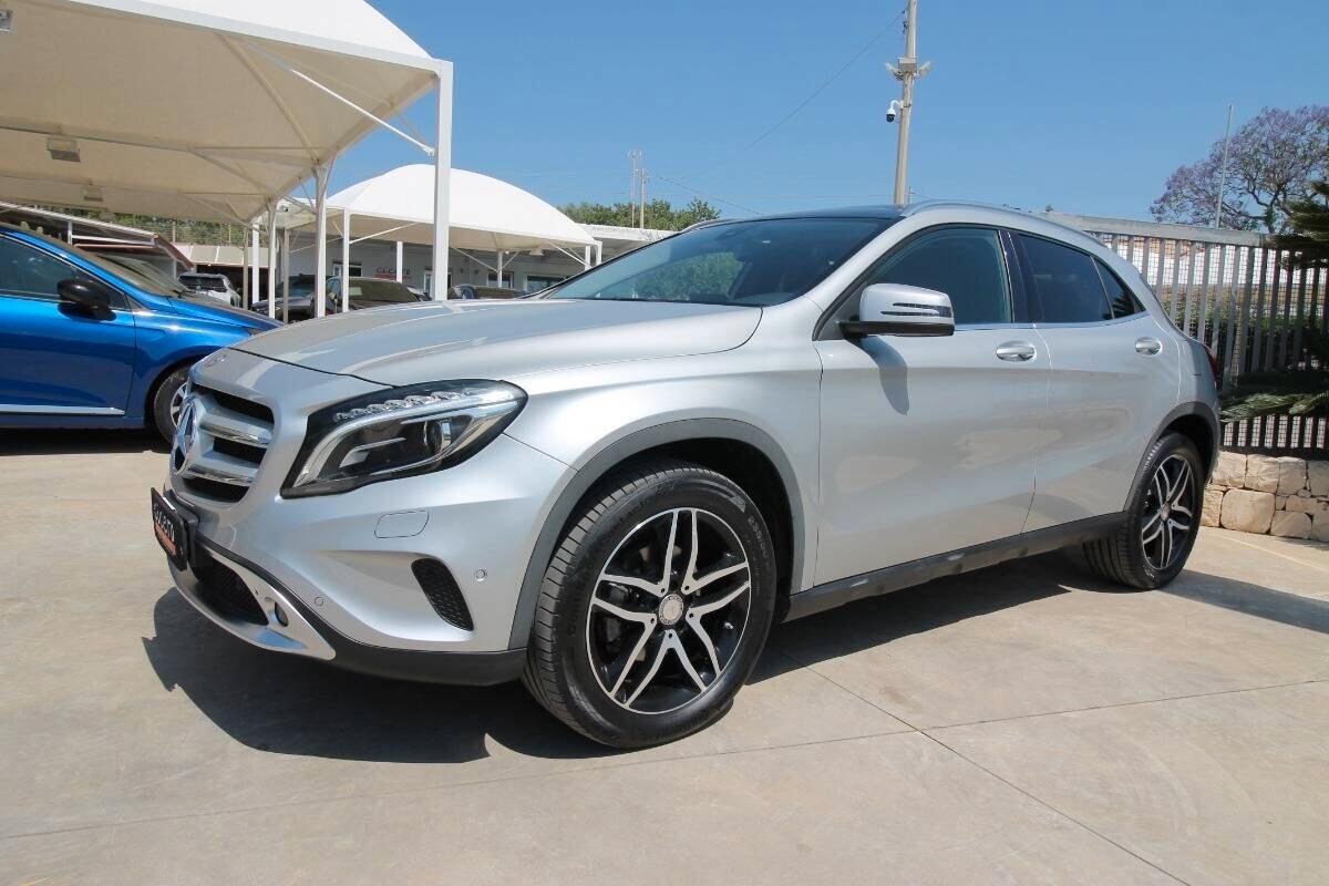 Mercedes GLA 200 d Automatic Sport | 2015