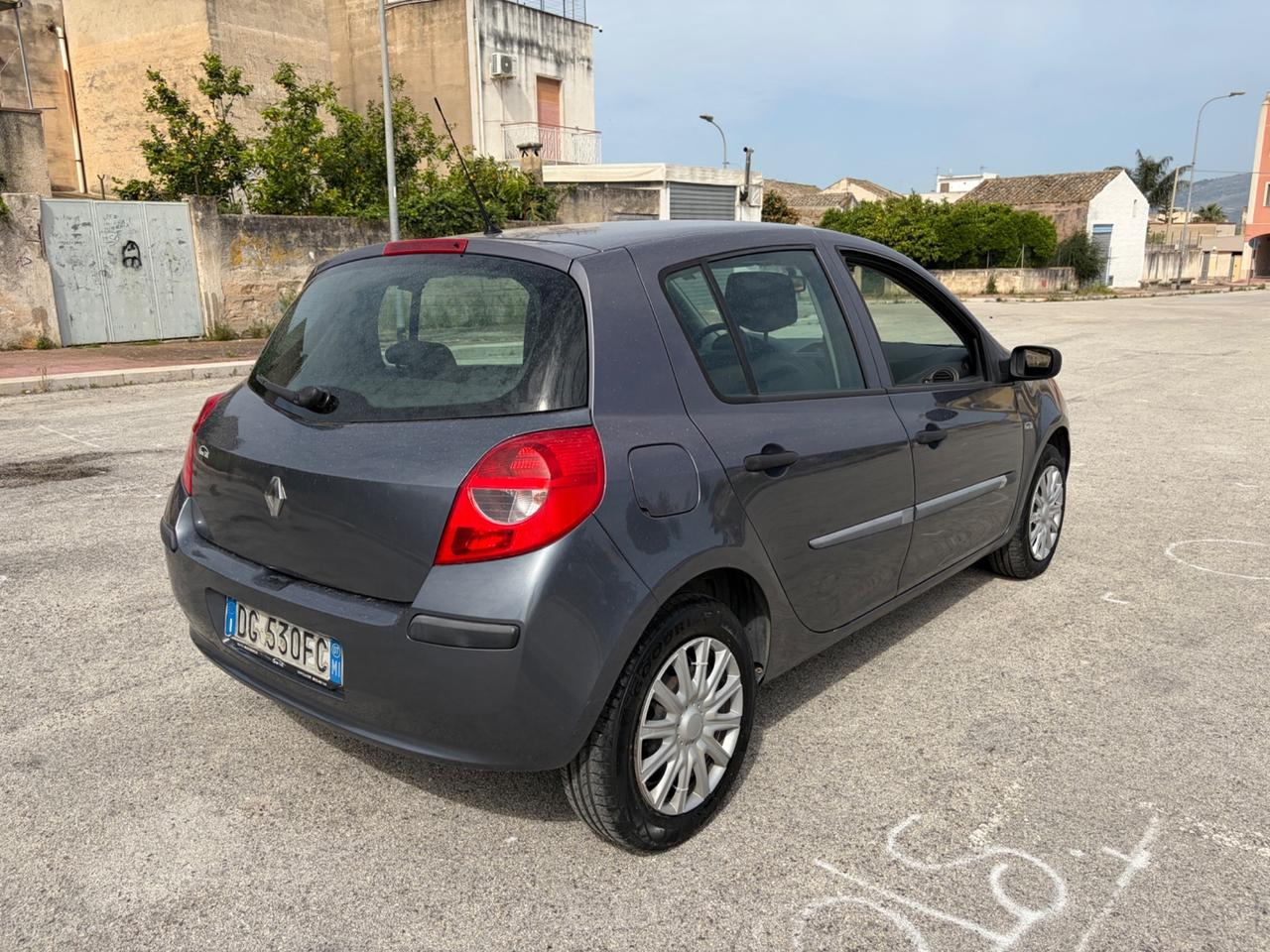 Renault Clio 1.2 16V 5 porte