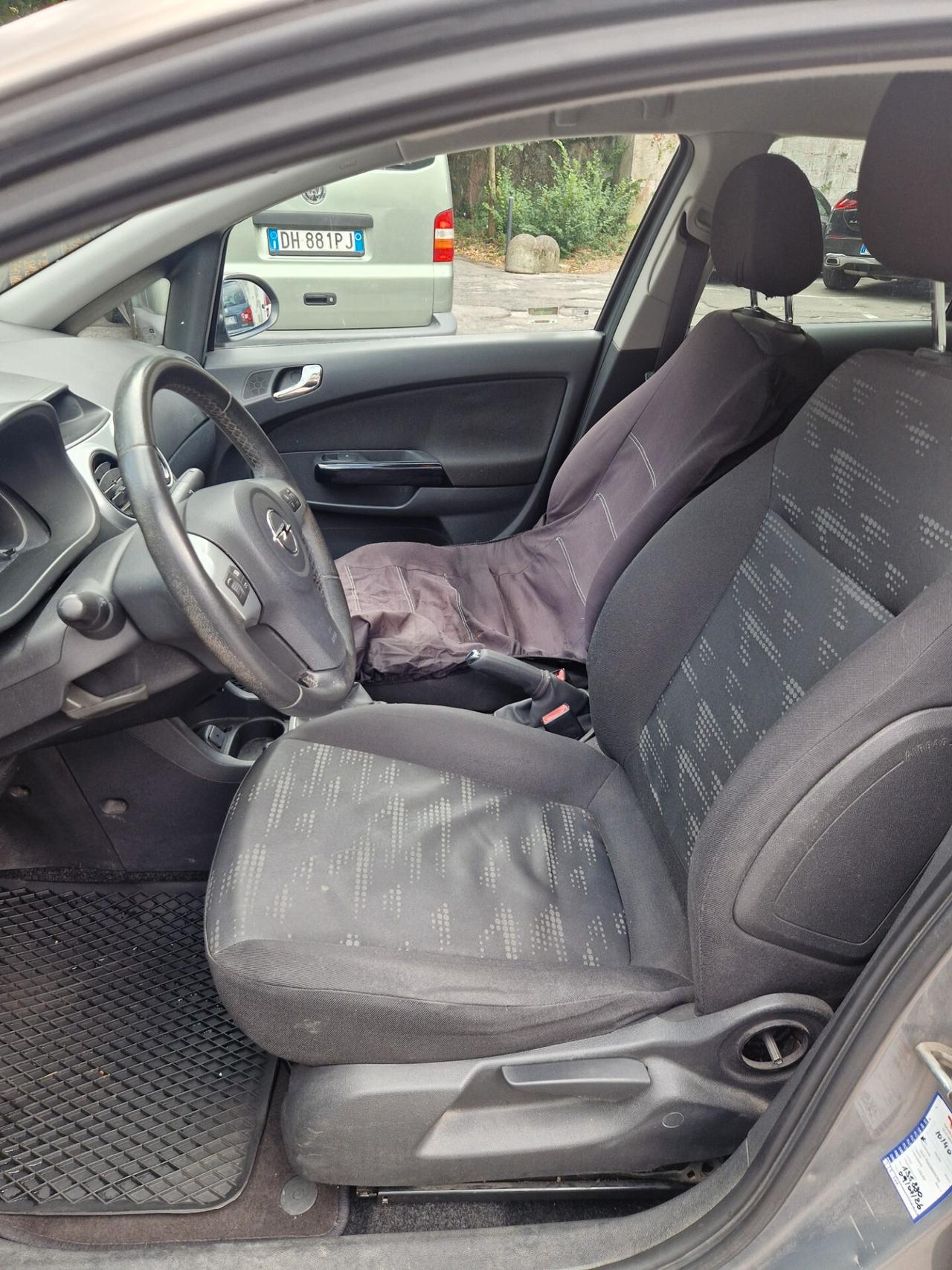 Opel Corsa 1.2 Benz 85CV - Garanzia 12 mesi