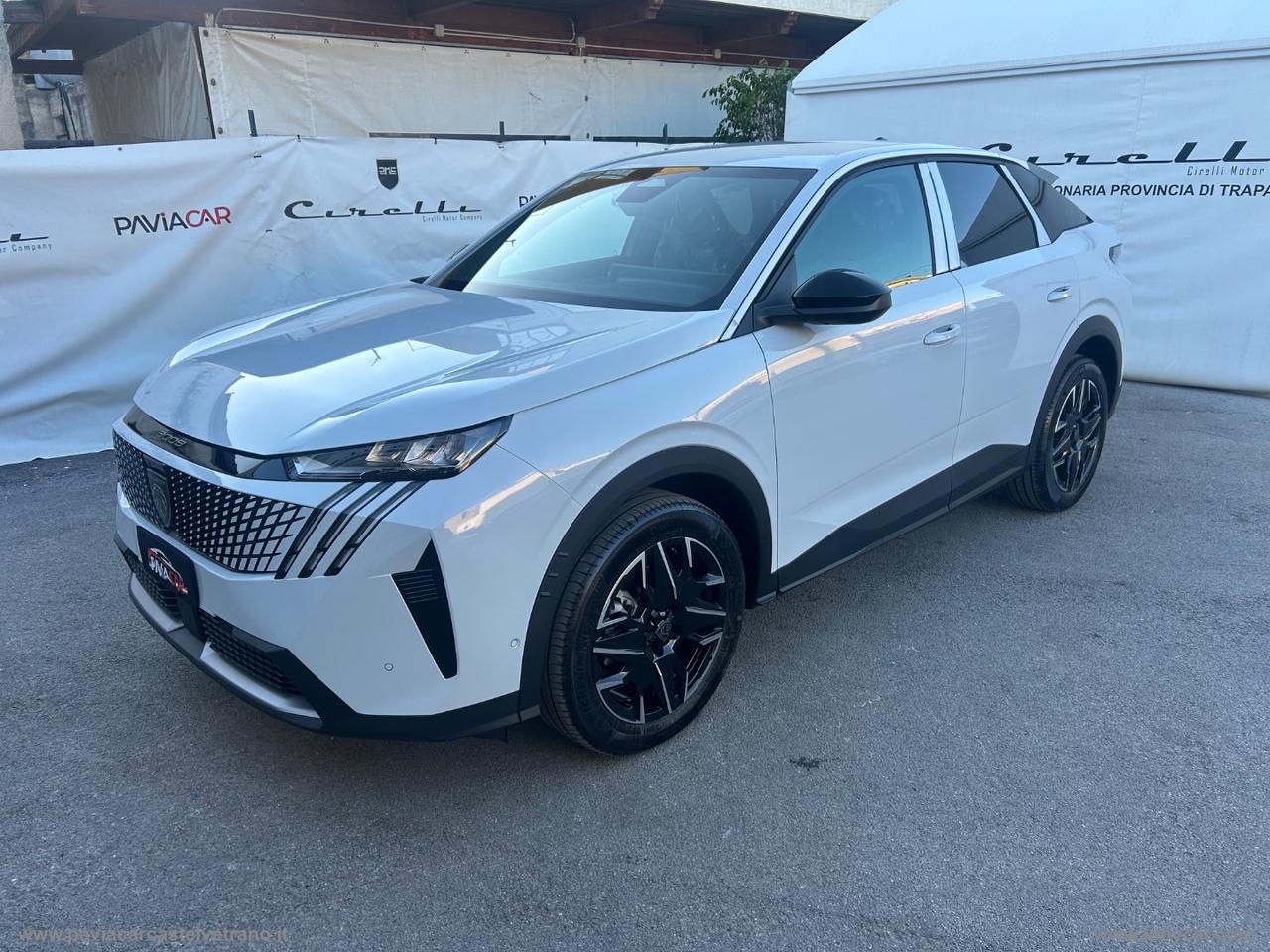 PEUGEOT 3008 Hybrid 145 e-DCS6 Allure KM/0