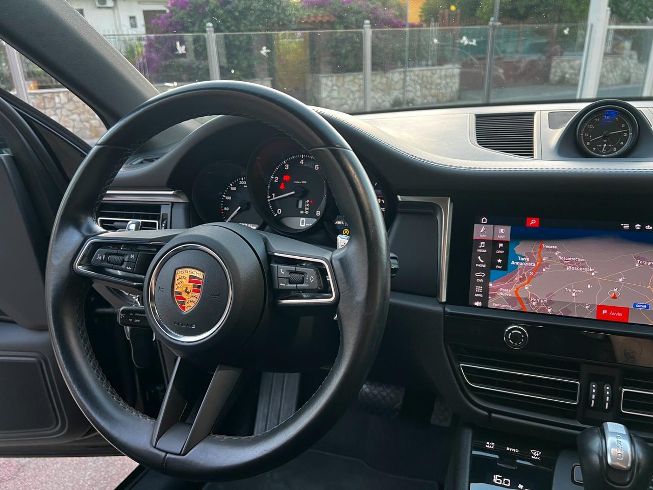 Porsche Macan 2.0 265- TOTAL BLACK-TETTO-2022