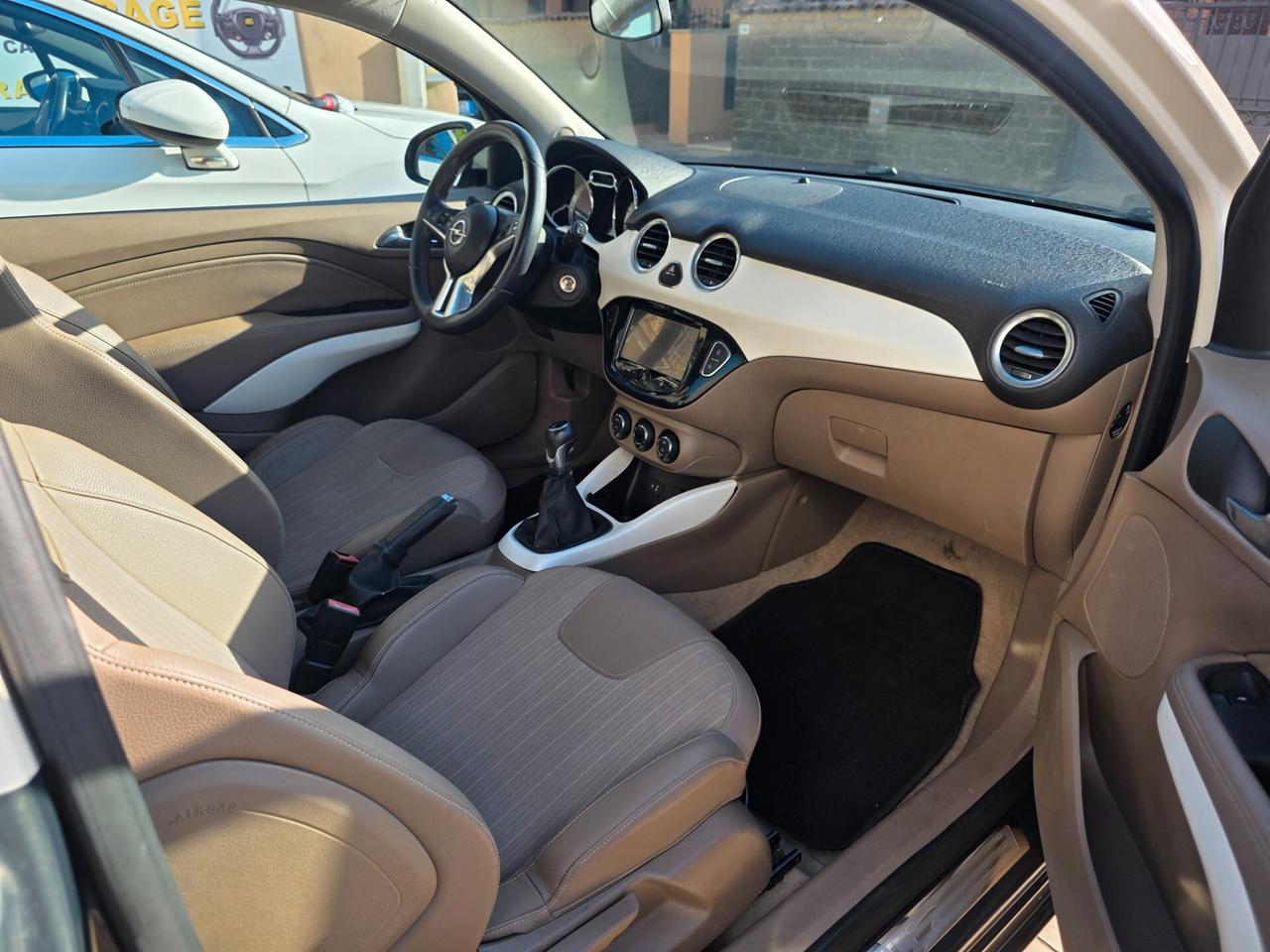 Opel Adam 1.2 70 CV Jam
