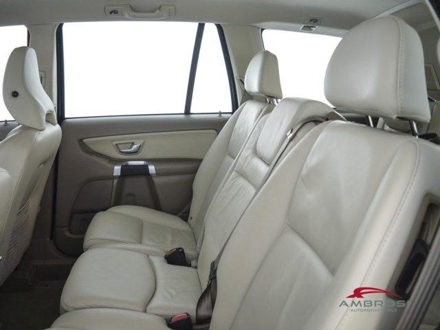 VOLVO XC90 D5 AWD Geartronic Momentum