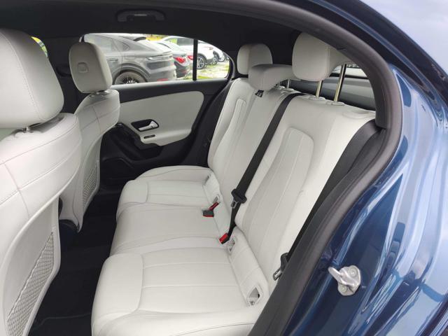MERCEDES-BENZ A 180 d Automatic Sport