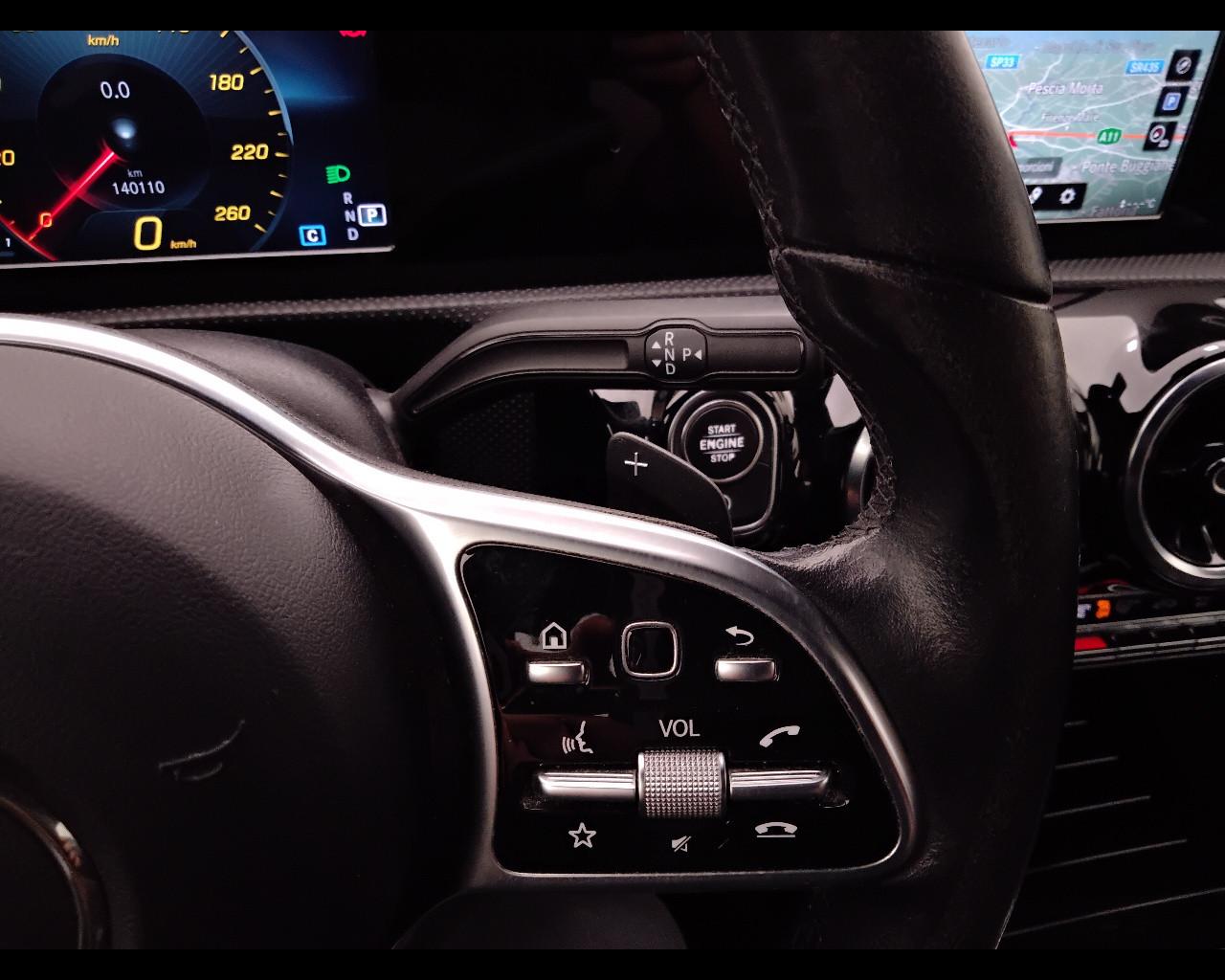 Mercedes-Benz Classe A - W177 2018 - A 180 d Sport auto