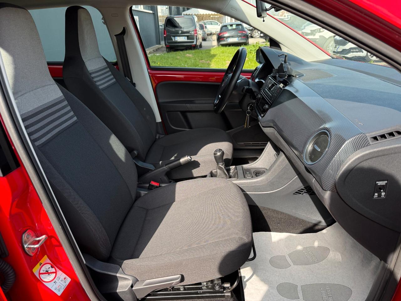 Volkswagen up! 1.0 5p. EVO color BlueMotion Technology