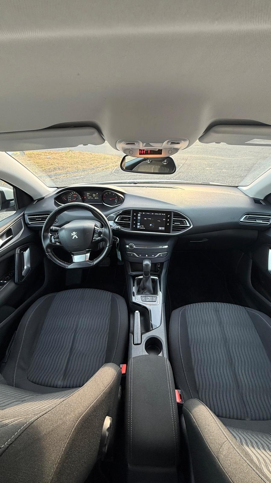 Peugeot 308 PEUGEOT 308SV IP6HDI