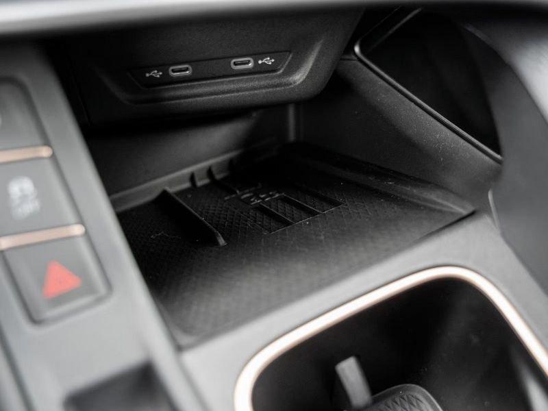 CUPRA Terramar 1.5 e-HYBRID DSG Camera Navi Cockpit 18"