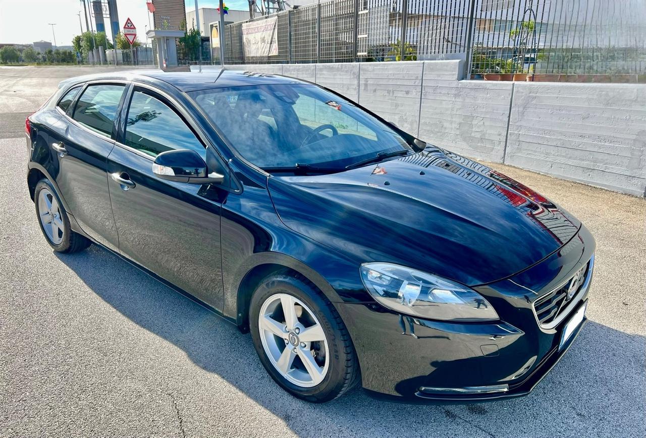 Volvo V40 D2 1.6 Kinetic