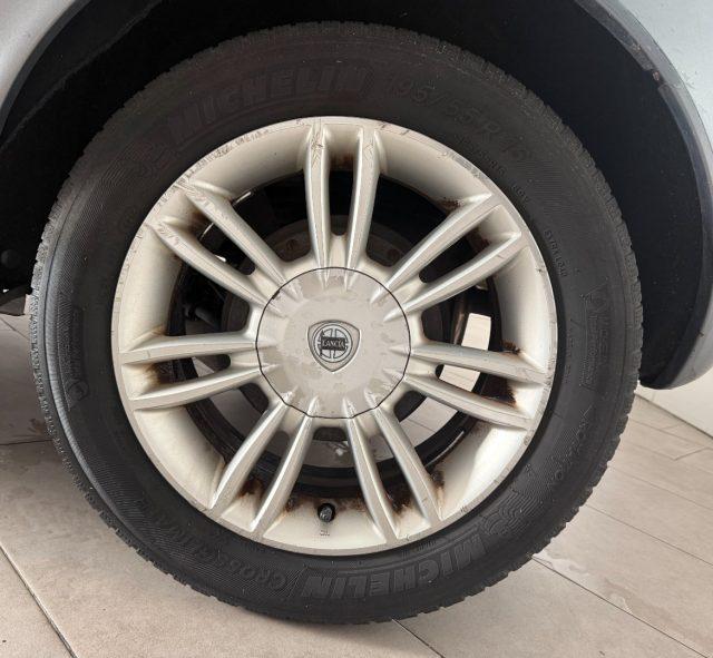 LANCIA Ypsilon 1.2