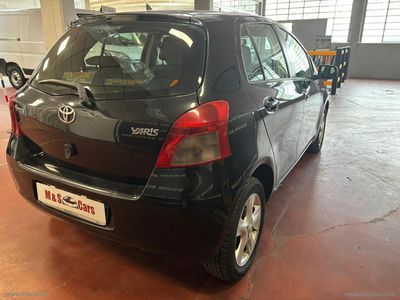 TOYOTA Yaris 1.4 D-4D 5p.