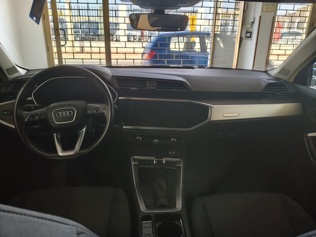 Audi Q3 40 2.0TDI 190CV S-Tronic quattro Bus. 2020