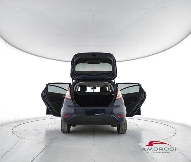 FORD Fiesta 1.4 5p. Bz.- GPL Titanium - PER OPERATORI DEL SETT