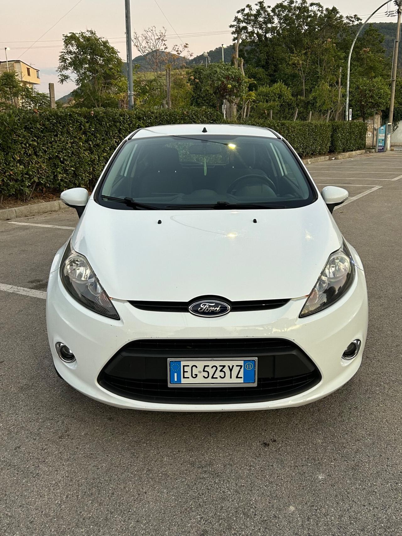 Ford Fiesta 1.2 82CV 3 porte Titanium - 11/2011