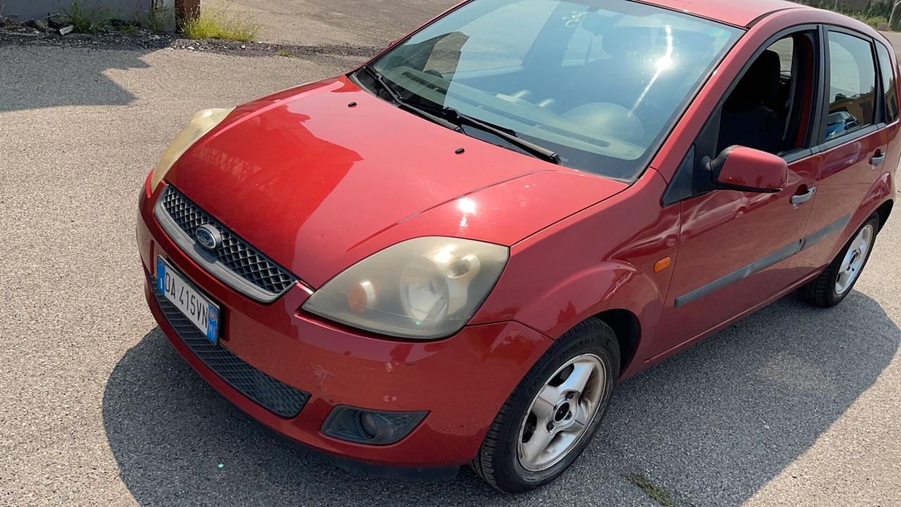 Ford Fiesta 1.4 TDCi NEOPATENTATI