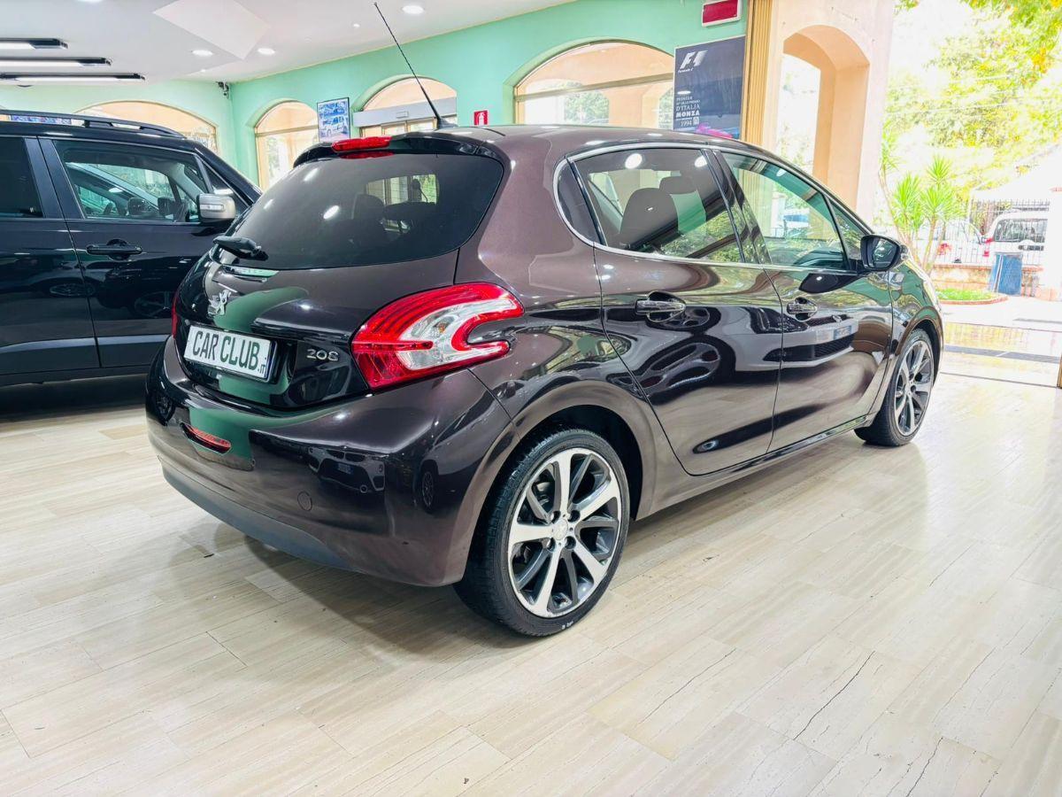 Peugeot 208 1.6 VTi 120 cv 5p. Allure Navi