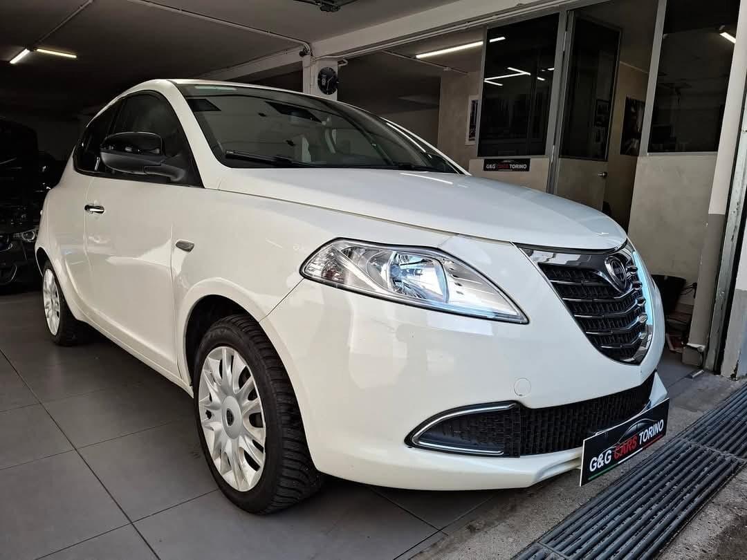 Lancia Ypsilon 1.2 GPL