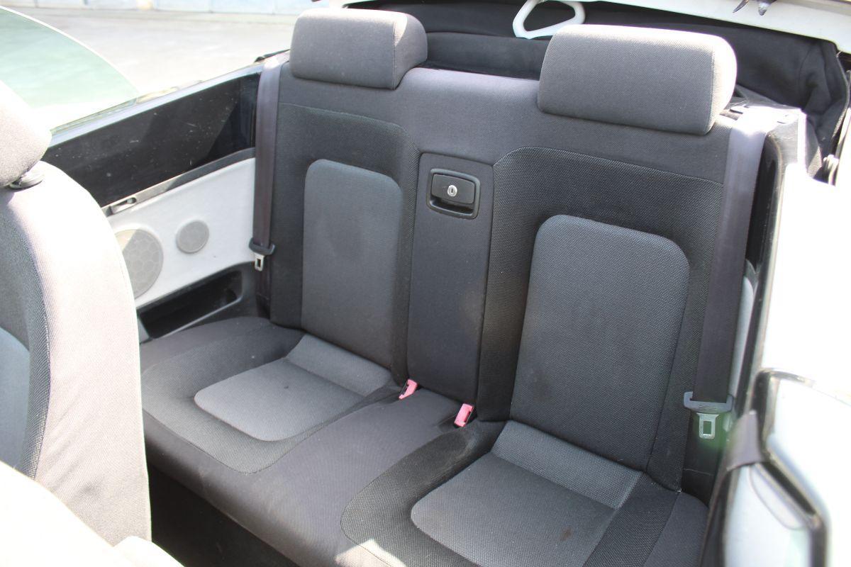 VOLKSWAGEN - New Beetle Cabrio - TDI 101CV