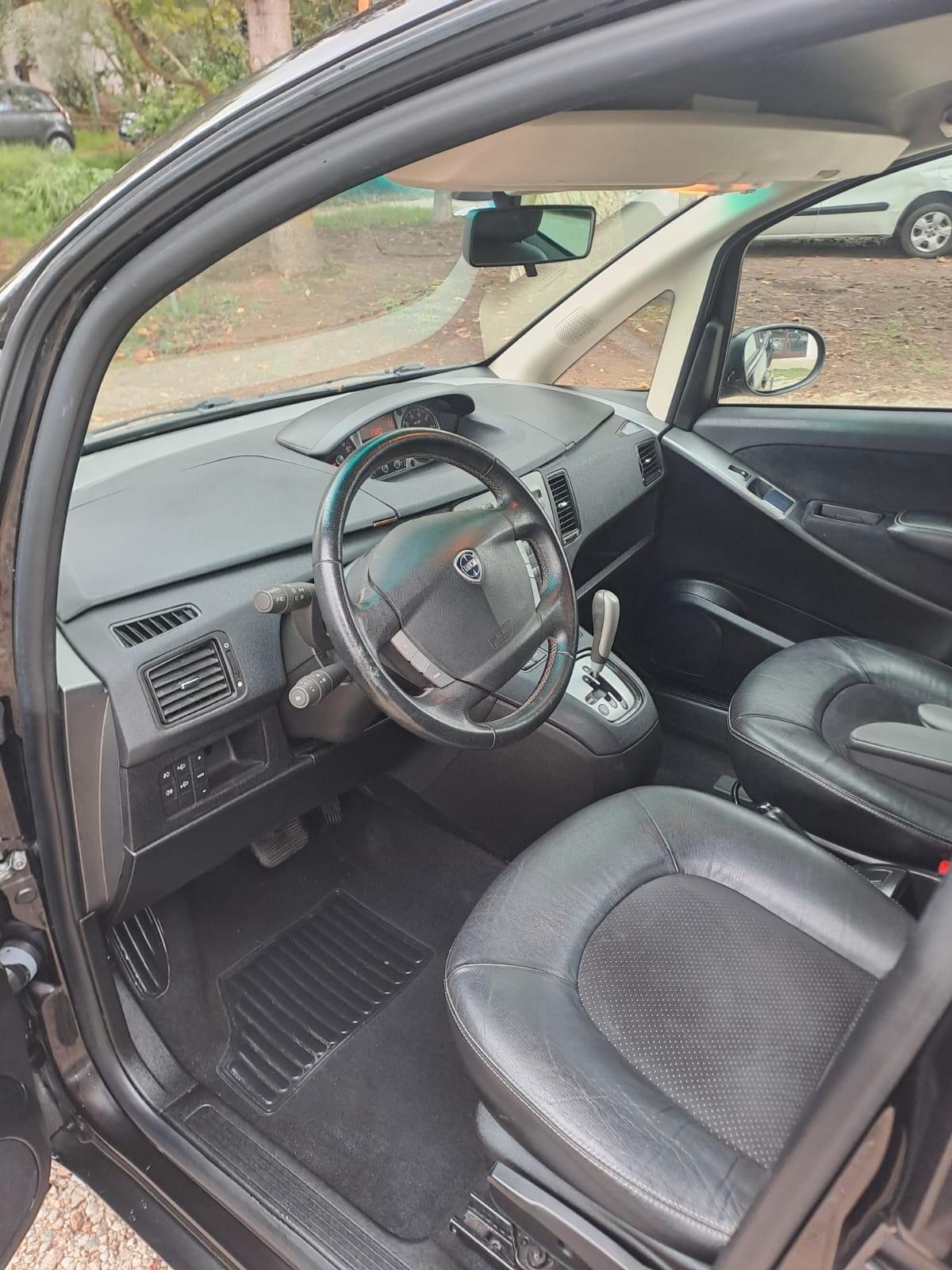 Lancia MUSA 1.4 16V DFN 5th Avenue cambio aut.