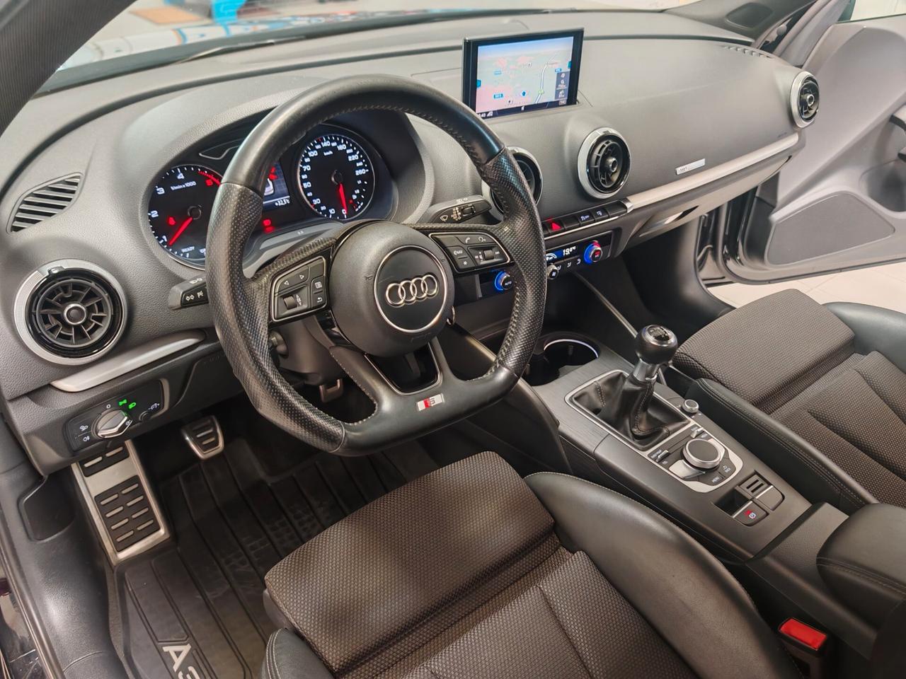 Audi A3 Sedan 1.6 TDI 116 CV S-LINE