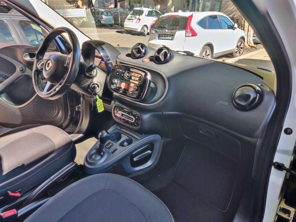 Smart ForFour 1.0 GPL AUTOMATICA NEOPATENTATI EURO 6