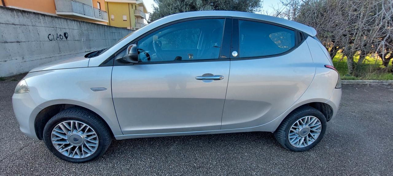 YPSILON 900 METANO ECOCHIC SCADENZA METANO NEL 2029 X NEOPATENTATI OK DISTRIBUZIONE